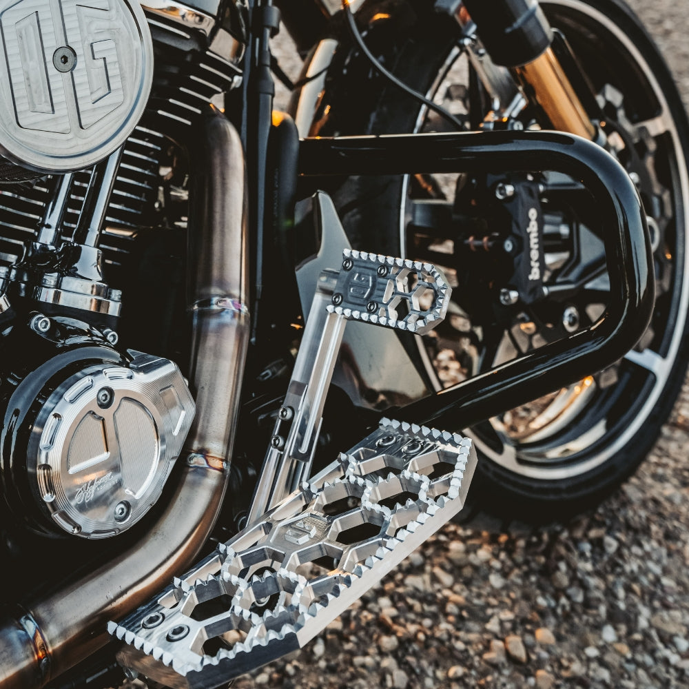 OG HoneyComp V3 Mini Brake Pedal Gripper kit for Adjustable Brake Arm installed on a 2024 Raod Glide FLTR Mystic Shift