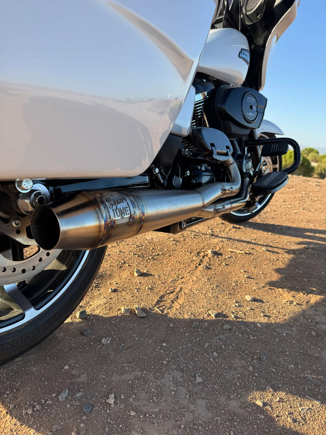 SQUARE ONE X RELENTLESS COLLAB EXHAUST- SHAKE N BAKE M8